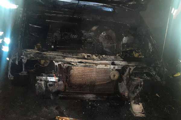 Вночі у Кременчуці горів автомобіль