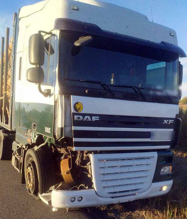 На Полтавщині вантажівка зіткнулася з трактором