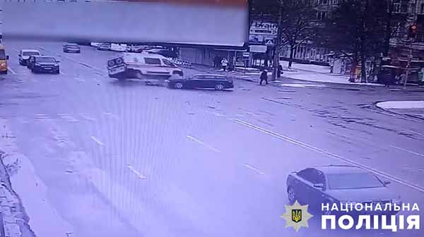 ДТП за участю спецтранспорту екстреної медичної допомоги