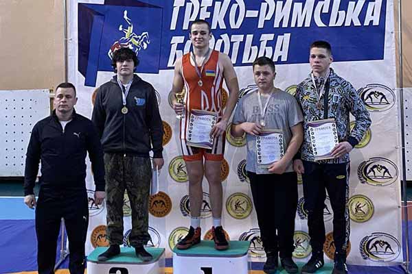 У Лубнах відбувся зональний чемпіонат України з греко-римської боротьби