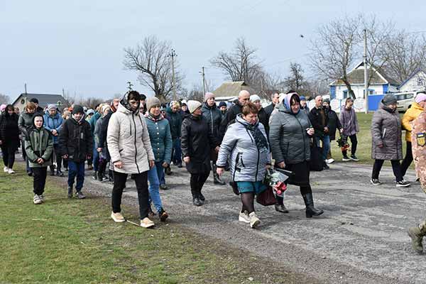 Пирятинщина попрощалася із захисником Володимиром Максименком Пирятинщина попрощалася із захисником Володимиром Максименком