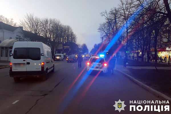 На Полтавщині водій мотоцикла здійснив наїзд на 74-річну жінку