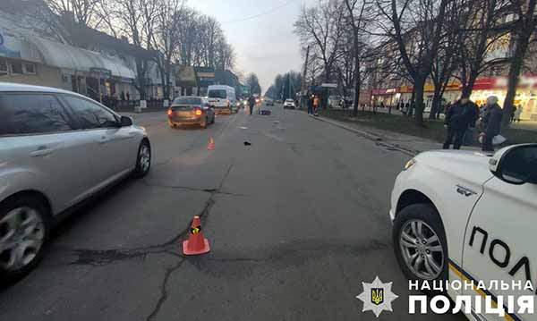 На Полтавщині водій мотоцикла здійснив наїзд на 74-річну жінку