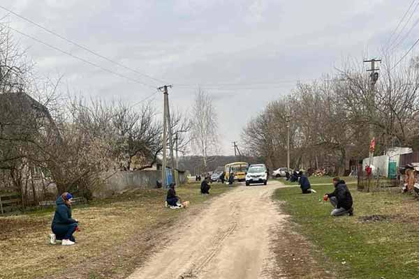 Лохвиччина попрощалася із загиблим у ДТП солдатом Лохвиччина попрощалася із загиблим у ДТП солдатом