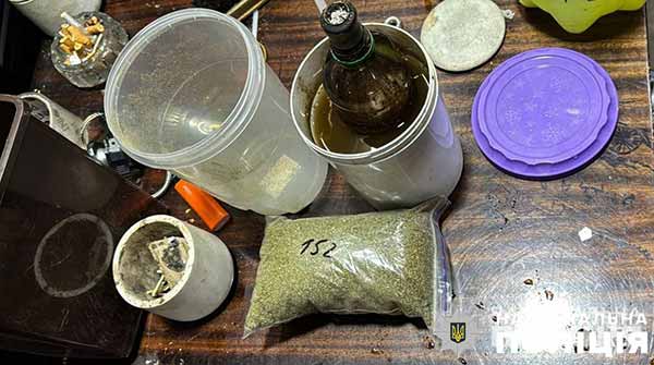 ліквідували міжрегіональний канал збуту наркотиків ліквідували міжрегіональний канал збуту наркотиків