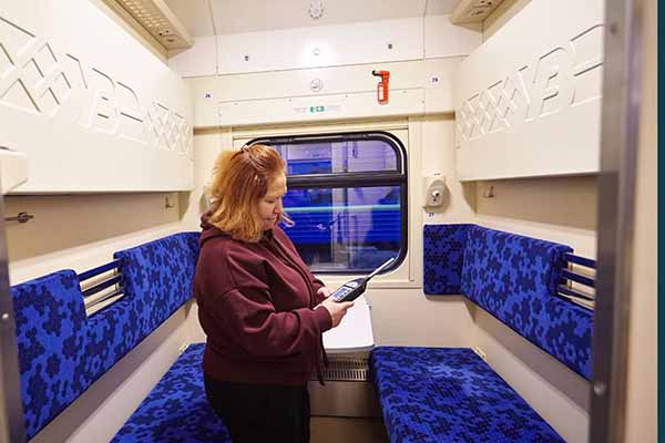 Сучасний, комфортний пасажирський вагон