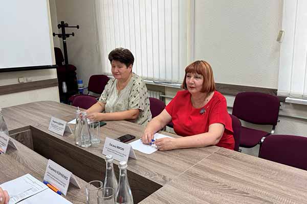 В ДСЗН провели робочу нараду з ГУ Пенсійного фонду