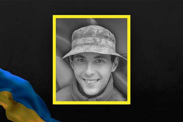 Під час виконання бойових завдань загинули троє військово...