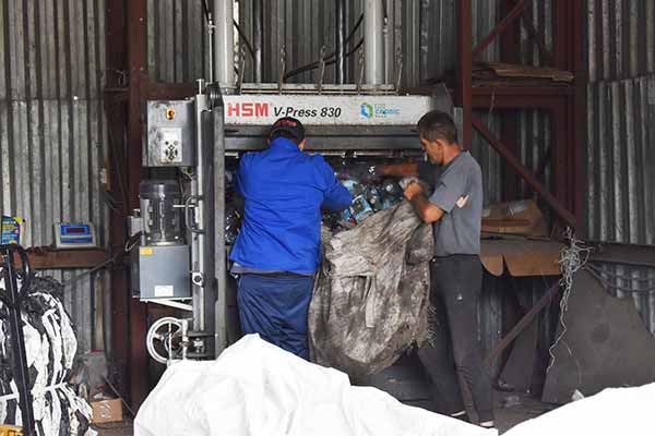 Пирятинська громада ділиться досвідом роздільного збору сміття