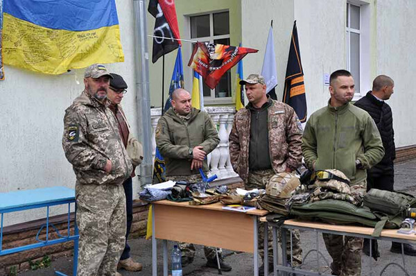 Гребінка. День захисника і захисниці України