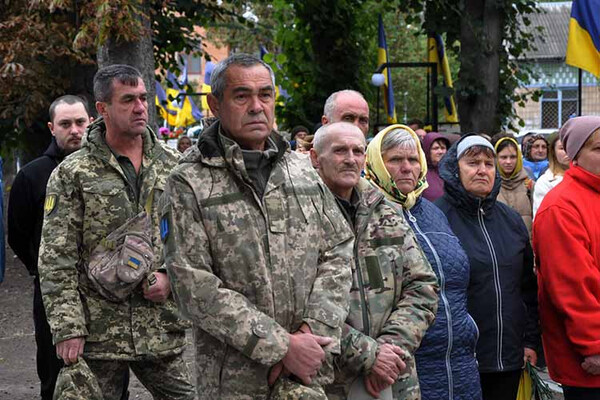 У Гребінці відкрили Меморіал «Пам’яті та Нескорених»