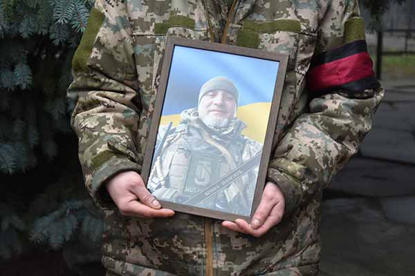 У Пирятині провели в останню путь Дмитра Кукушкіна