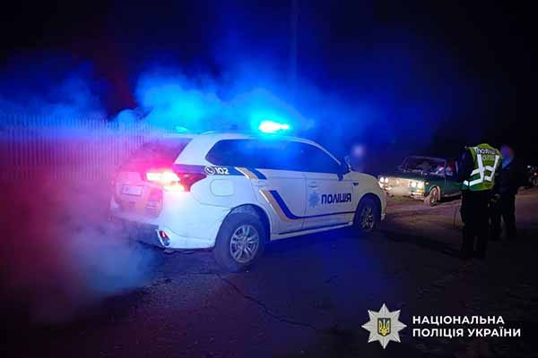 У Лубенському районі нетверезий водій пропонував поліцейс...