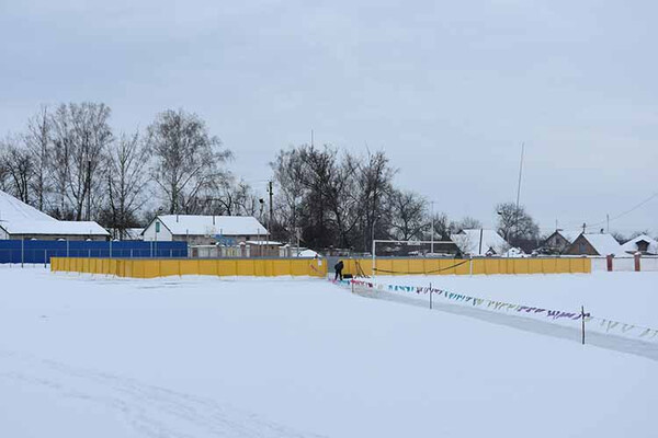 У Пирятині запрацювала ковзанка