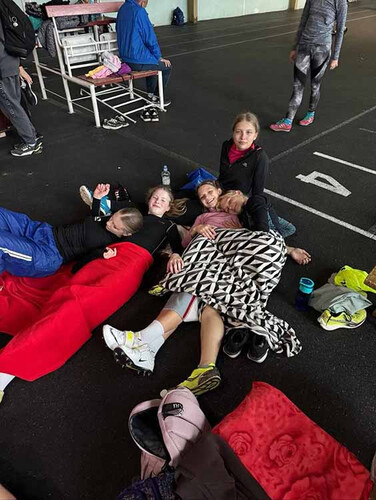 Юні легкоатлети Ніжина вибороли 13 нагород на Кубку Полтавщини