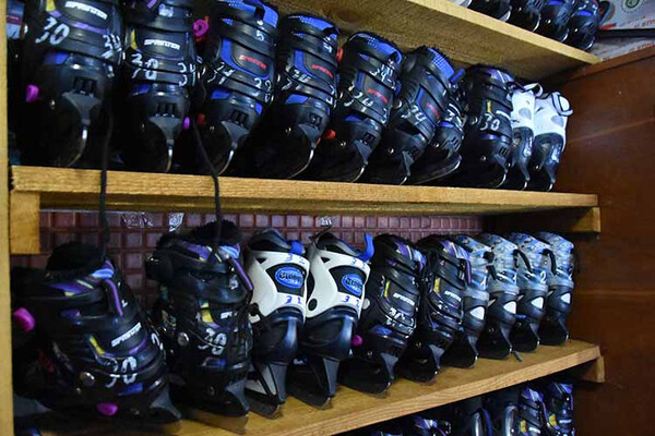 У Пирятині запрацювала ковзанка