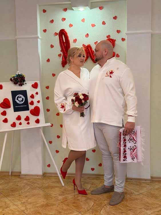 45 шлюбів засвідчили фахівці Сумської у День закоханих на Полтавщині