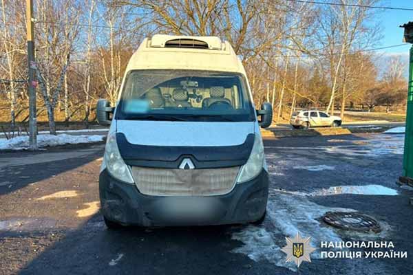 У робочий час залучали підлеглих до будівництва приватних будинків