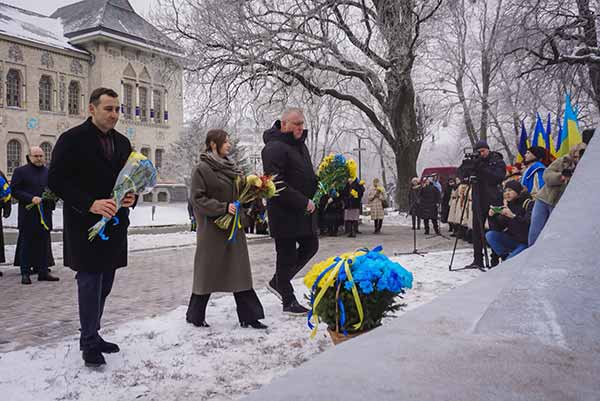 урочисті заходи з нагоди Дня Соборності України урочисті заходи з нагоди Дня Соборності України