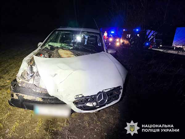 неподалік села Вільшанка в ДТП травмувалося двоє людей