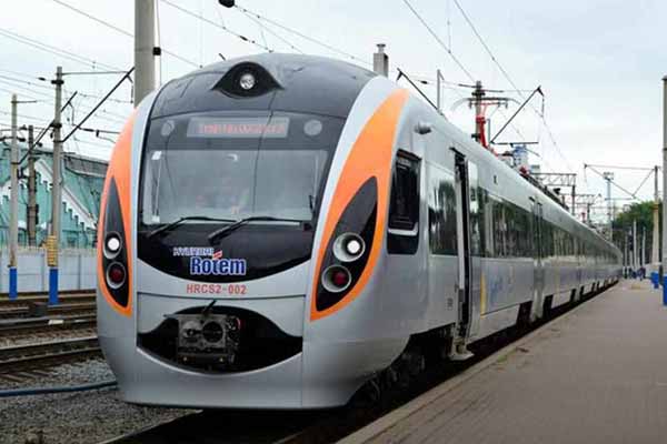 «Укрзалізниця» призупиняє рух швидкісних поїздів до Харко...