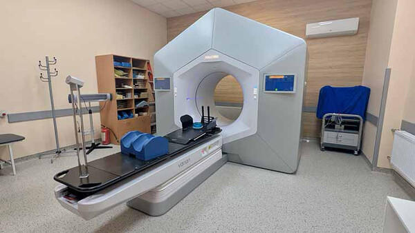 У Полтаві запрацював один із найсучасніших апаратів для лікування раку