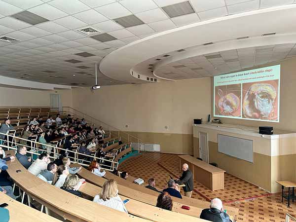 Фахівці Інституту серця завітали на Полтавщину Фахівці Інституту серця завітали на Полтавщину