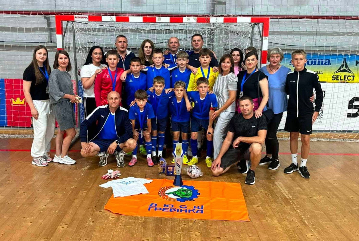 Юні футзалісти з Гребінки вибороли срібло Кубка ...