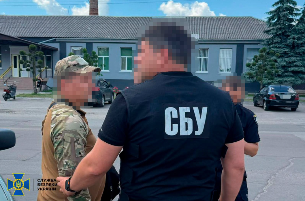 У Пирятині командир роти, за версією слідства, вимагав 150 тисяч гривень у військового