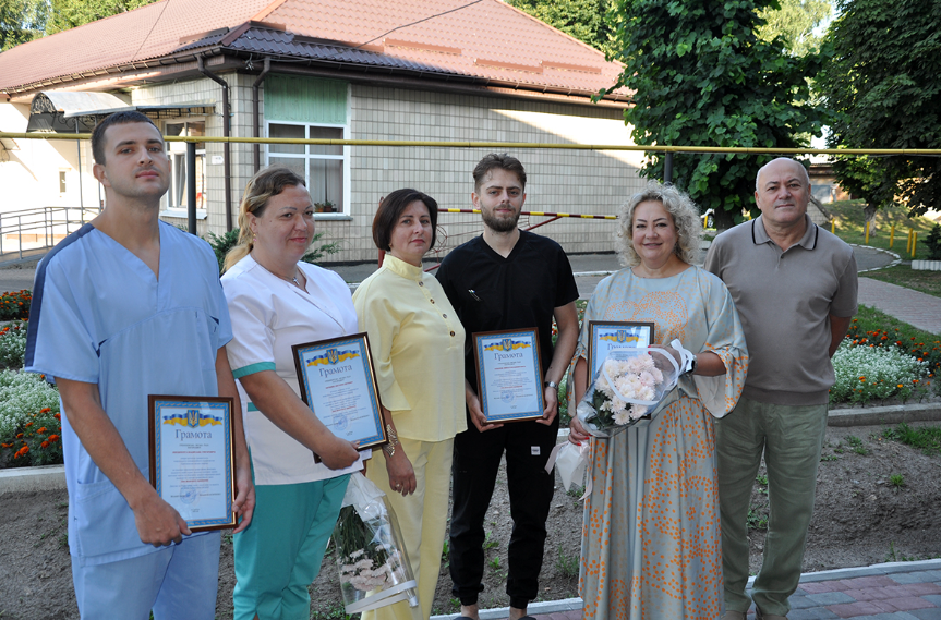 У Гребінці привітали медиків із професійним свят...