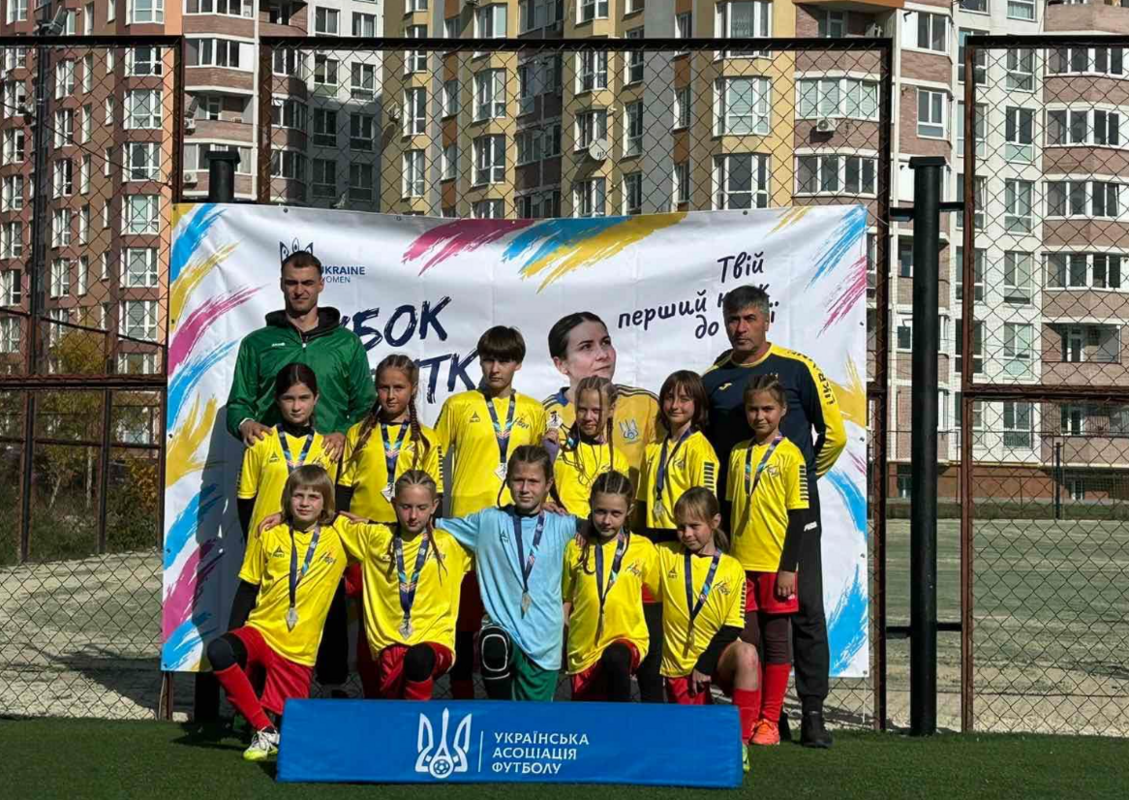 Юні футболістки «Надії» з Гребінки вперше виступ...