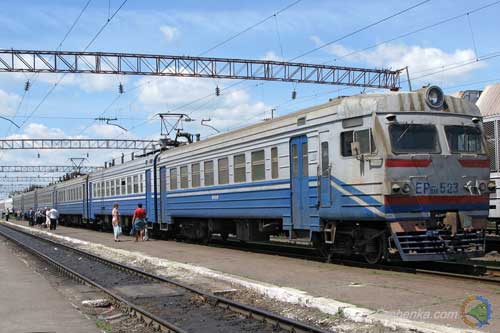  З 4 по 7 <b>листопада</b> внесені зміни в рух приміських потягів на напрямі Полтава - Гребінка 