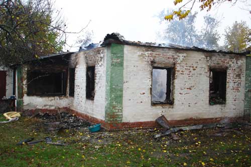  На Полтавщині <b>рятувальники</b> ліквідували пожежу у житловому будинку 