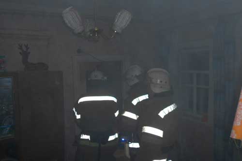  На Полтавщині під час ліквідації пожежі <b>вогнеборці</b> врятували чоловіка 