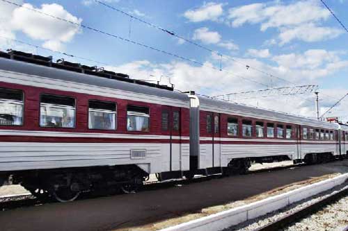  На свято Трійці призначили додаткові рейси регіонального потяга Гребінка - <b>Київ</b> 
