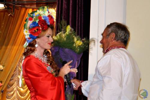 Заслужена артистка України Ярослава Руденко Заслужена артистка України Ярослава Руденко