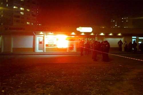  Міліція Полтавщини шукає <b>злочинців</b>, що розстріляли вночі інкасаторський автомобіль 