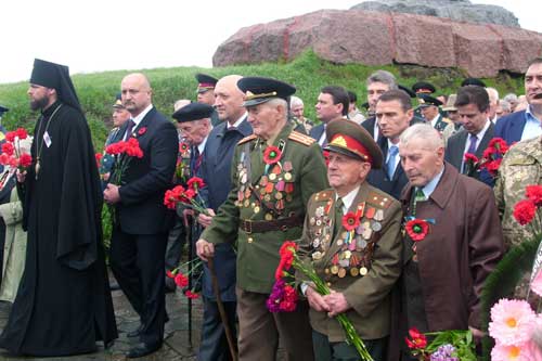  На Полтавщині вшанували пам'ять полеглих у найбільшому в історії воєнному «котлі» 