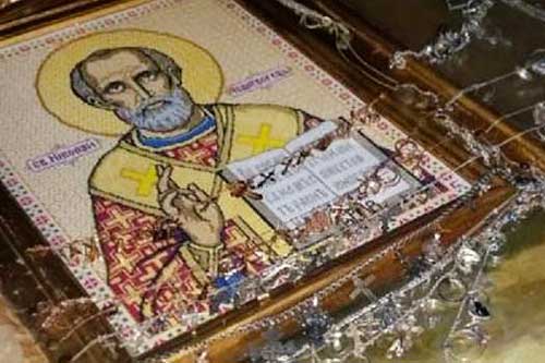  У головному соборі <b>Гадяча</b> злодії намагалися викрасти пожертви вірян з ікони Св. Миколая 