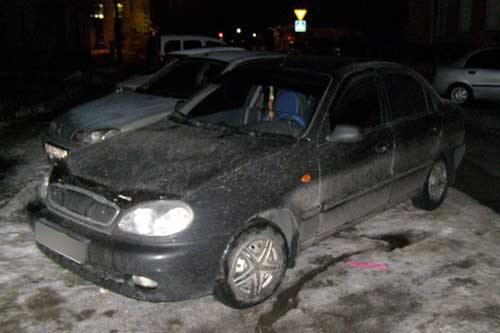 На Лубенщині перехожий затримав зловмисника, який намагався обікрасти автомобіль (ФОТО)