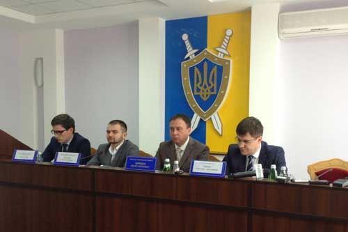 Спільна робота прокуратури Полтавщини та Всеукраїнського руху проти політичної корупції дає результати