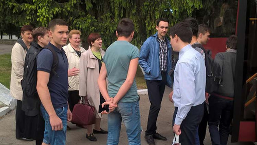 Гребінківські одинадцятикласники склали перший іспит