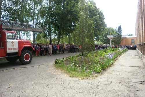 Пирятинські рятувальники ліквідували умовну пожежу в загальноосвітній