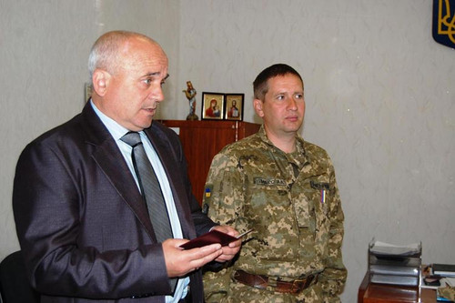 Молодшому лейтенанту ЗСУ з Гребінки вручили медаль «Захиснику Вітчизни