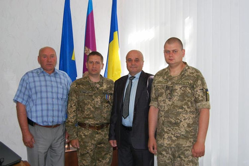 Молодшому лейтенанту ЗСУ з Гребінки вручили медаль «Захиснику Вітчизни