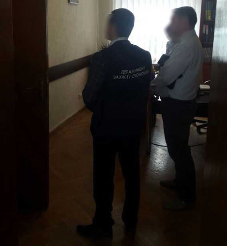 На Полтавщині затримано посадовця ОДА, який вимагав хабар