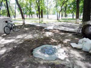 Ремонт горловин, заміна каналізаційних люків – (вул. Є. Гребінки) Ремонт горловин, заміна каналізаційних люків – (вул. Є. Гребінки)