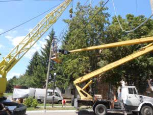 У Гребінці до Дня міста святково прикрашають вулиці