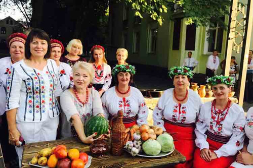 До Гребінки завітала незмінна ведуча