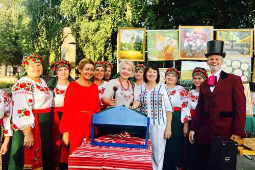 До Гребінки завітала незмінна ведуча